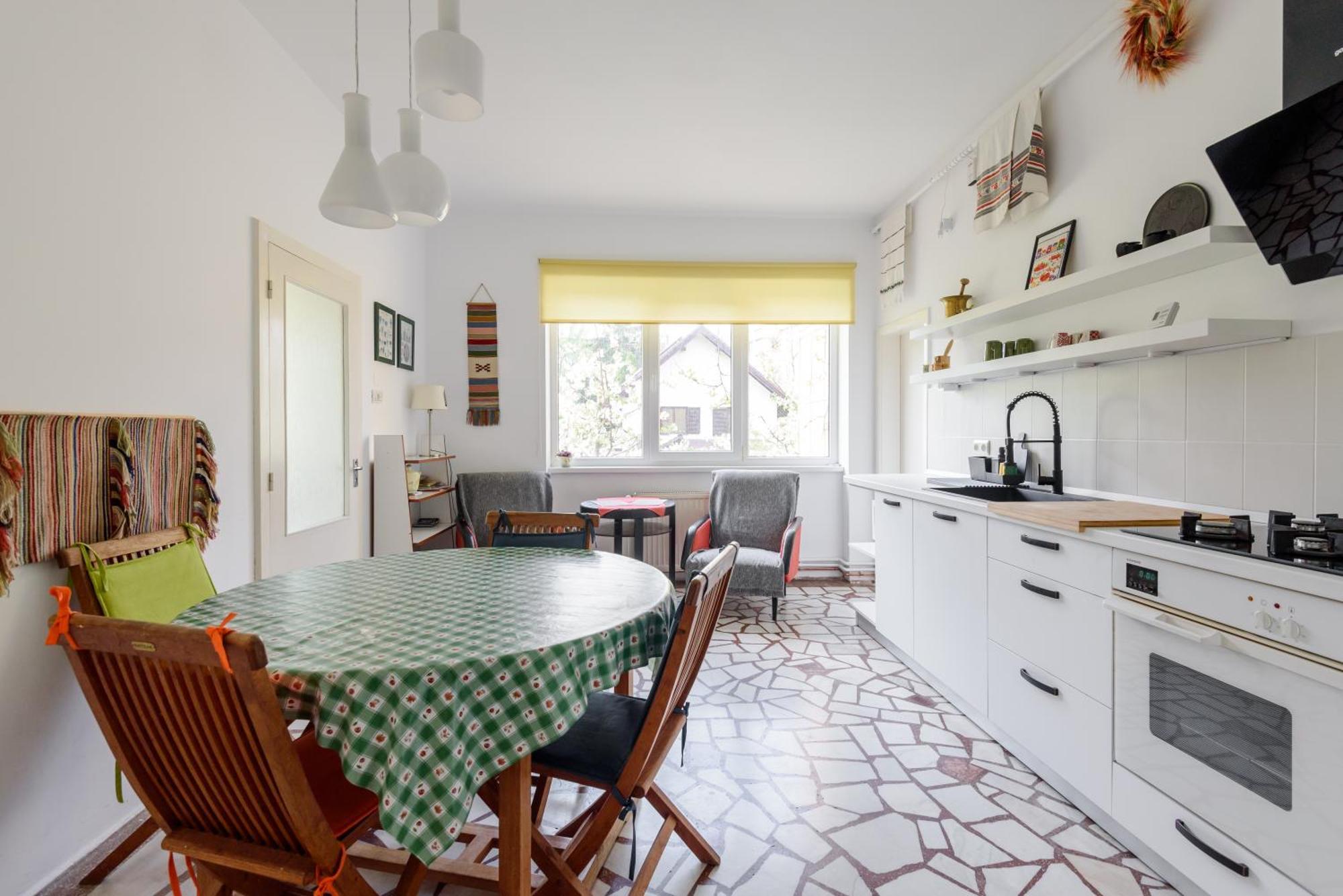 Casa Cu Cires Brasov Apartment Bagian luar foto